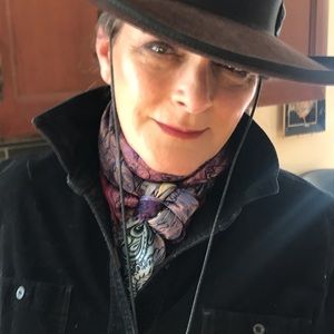 Meet your Posher, Gail